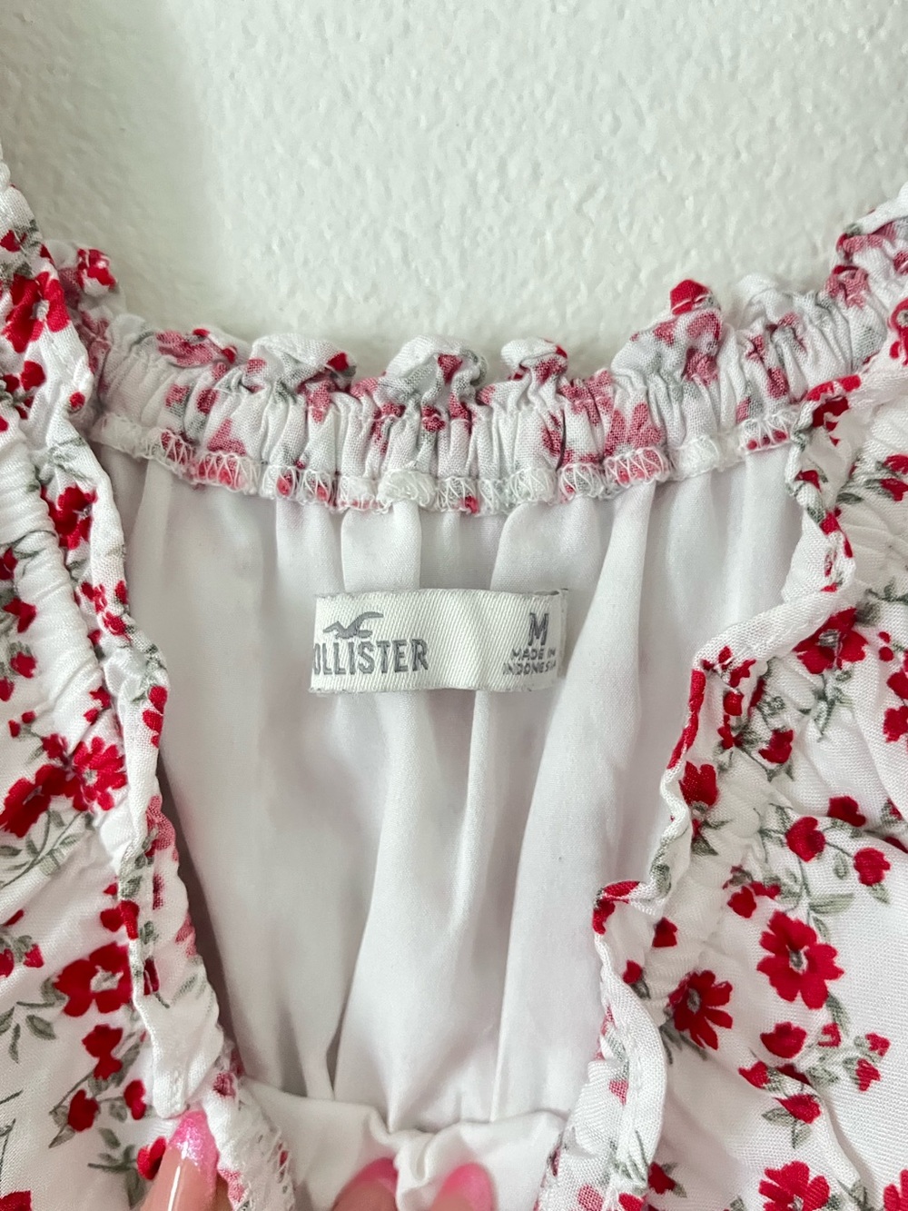 Hollister White Maxi Dress with Red Floral - Picture 5 of 5